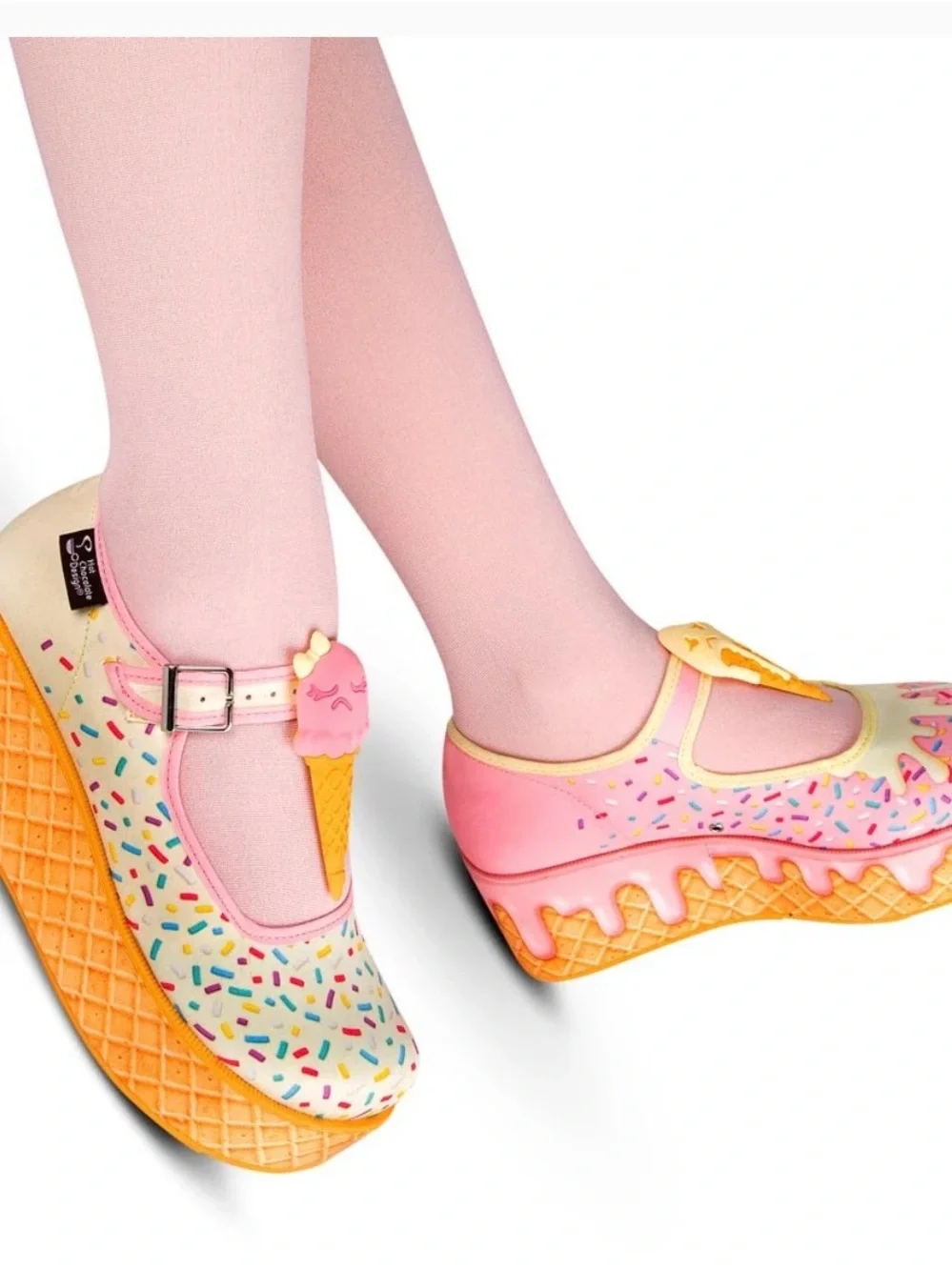 Hot Chocolate Designs Platform Mary Jane Shoes Size 8